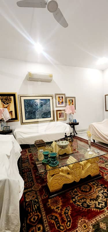 بیدیاں روڈ لاہور میں 4 کمروں کا 3 کنال فارم ہاؤس 5.9 کروڑ میں برائے فروخت۔ بیدیاں روڈ لاہور میں 4 کمروں کا 3 کنال فارم ہاؤس 5.9 کروڑ میں برائے فروخت۔