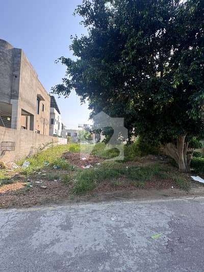 9 Marla Residential Plot For Sale D Block, Bankers Avenue Cooperative Housing Society, Lahore