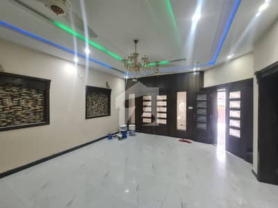 10 Marla House for Rent in overseas 5