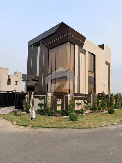 Sophisticated Modern Home | 5-Marla Fully Furnished Ultra-Modern Designer House for Sale | 3 Bedrooms | Prime Location | Demand 415-Lac (Negotiable) | Easy Deal with Wall Green Realtors Sophisticated Modern Home | 5-Marla Fully Furnished Ultra-Modern Designer House for Sale | 3 Bedrooms | Prime Location | Demand 415-Lac (Negotiable) | Easy Deal with Wall Green Realtors