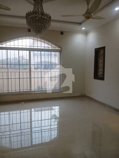 10 Marla Beautiful House for Rentwith 10kv Solar Bahria Enclave, Islamabad