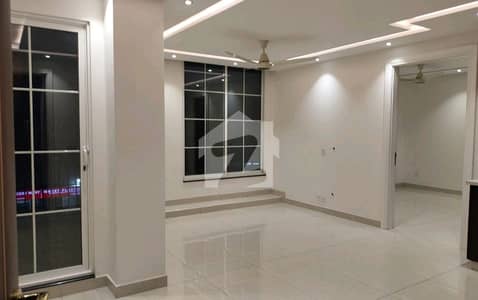 Bahria Town - Tulip Block 500 Feet Flat Up For Sale
