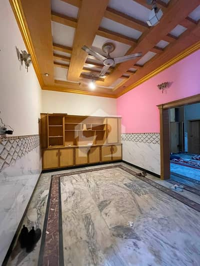 حیات آباد فیز 1 - ڈی4 حیات آباد فیز 1,حیات آباد,پشاور میں 3 کمروں کا 5 مرلہ مکان 38.0 ہزار میں کرایہ پر دستیاب ہے۔