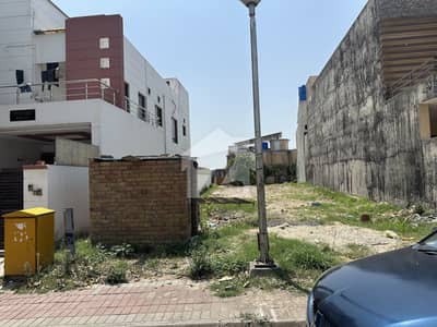10.4 Marla Plot Extra Land Paid