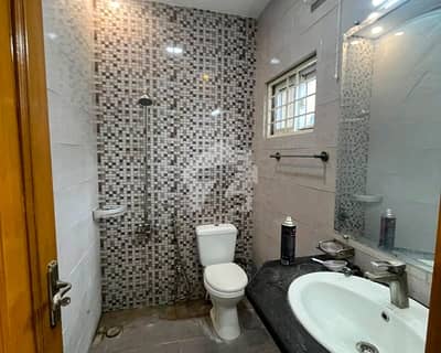 10 Marla Spacious House Is Available In Top City 1 For sale
