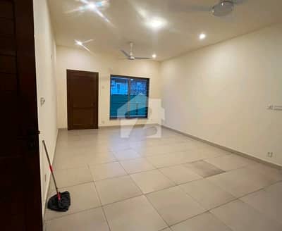 10 Marla House Is Available For sale