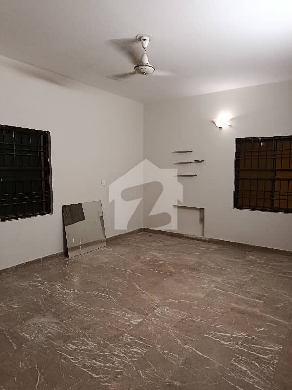 independent ground /LG for rent independent ground /LG for rent