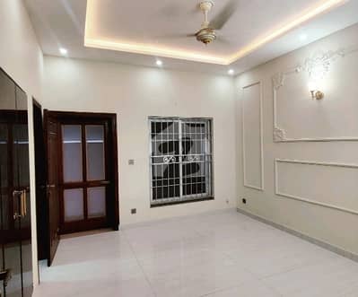 A Centrally Located House Is Available For sale In Top City 1