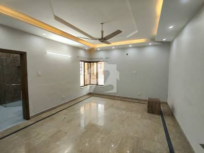 1 Kanal Upper Portion In Dha Phase 4 For Rent