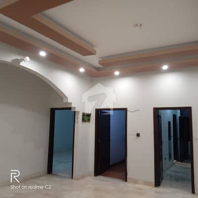 TWO PORTION FOR RENT 300 SQUARE YARD 6 BED DD TWO KITCHENS