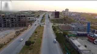 16 Marla Plaza For Rent