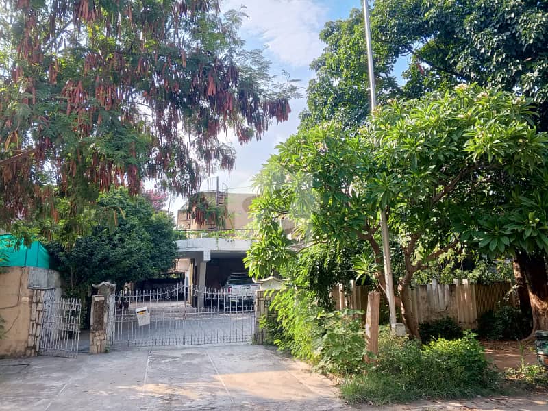 ایف ۔ 7/2 ایف ۔ 7,اسلام آباد میں 10 کمروں کا 2 کنال مکان 60.0 کروڑ میں برائے فروخت۔ ایف ۔ 7/2 ایف ۔ 7,اسلام آباد میں 10 کمروں کا 2 کنال مکان 60.0 کروڑ میں برائے فروخت۔