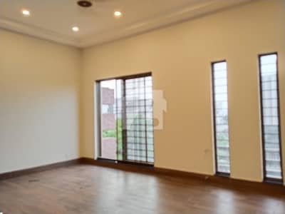 1 KANAL ELEGANT AND FULLY MAINTAINED SUPER HOT LOCATED BUNGALOW IS AVAILABLE IN THE BEST BLOCK OF DHA LAHORE.
