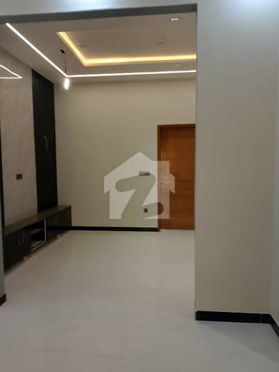 240 Sq Yards Almost Brand New Furnished Leased House Available For Sell