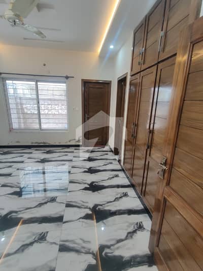 7 Marla Like Brand Upper Portion Avilable For Rent In G 13/2