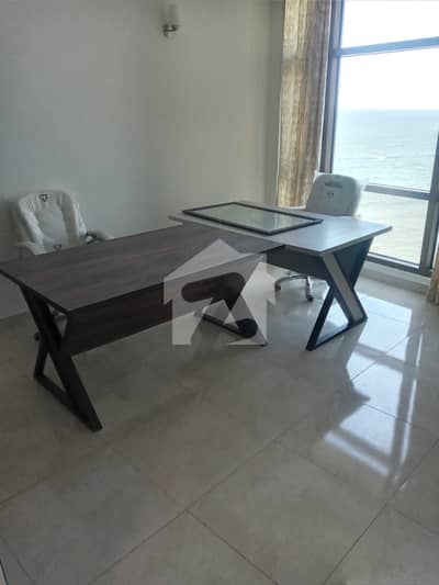 CHANCE DEAL 2 BEDROOM + STUDY FURNISHED APARTMENT FOR RENT