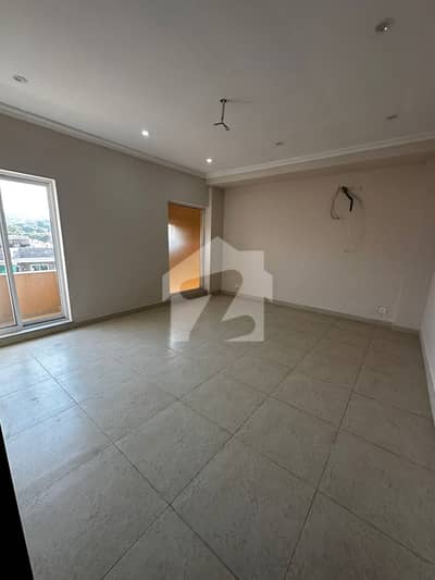 3 beds non-furnished apartment with servant quarter for rent in Business Bay DHA 1 Sector F Islamabad