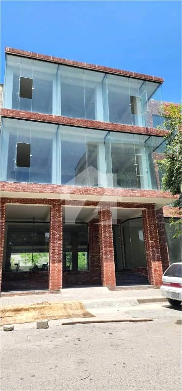 G-9 New 14,000 Sqft Plaza Lift Parking available on Rent G-9 New 14,000 Sqft Plaza Lift Parking available on Rent