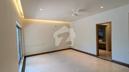 FOR RENT Fully Renovated 5-Beds Double Storey With Swimming Pool F_7/2