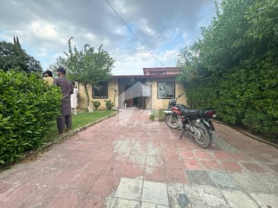 بحریہ ٹاؤن فیز 8 بحریہ ٹاؤن راولپنڈی,راولپنڈی میں 2 کمروں کا 5 مرلہ مکان 35.0 ہزار میں کرایہ پر دستیاب ہے۔