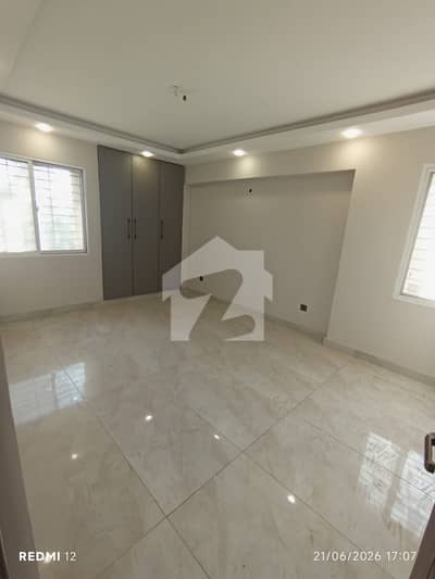 3 BEDS DRAWING DINING BOUNDARY WALL FLAT IN BLOCK 16, GULSHAN E IQBAL