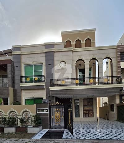 TEN MARLA LAVISH BRAND NEW HOUSE AT PRIME LOCATION OF OVERSEAS ENCLAVE B AVAILABLE NEAR MOSQUE PARK AND MARKET IN BAHRIA TOWN LAHORE