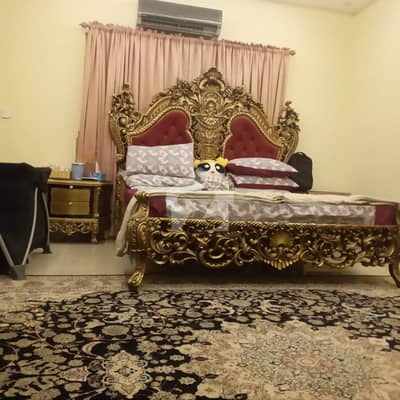 ڈی ایچ اے فیز 8 ڈی ایچ اے ڈیفینس,کراچی میں 4 کمروں کا 1 کنال مکان 5.5 لاکھ میں کرایہ پر دستیاب ہے۔