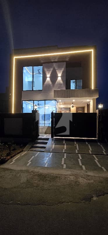 5 Marla Luxury House For Sale In Bahria Nasheman Lahore