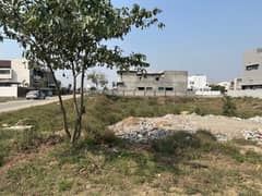 Corner 70ft Road 4Kanal Residential Plots In Sector V Phase 8 Dha