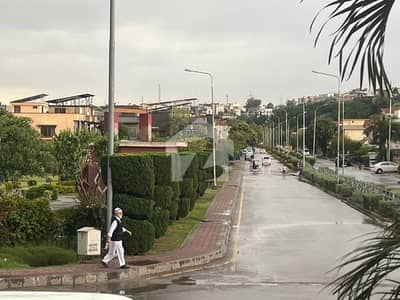 بحریہ ٹاؤن فیز 2 بحریہ ٹاؤن راولپنڈی,راولپنڈی میں 1 کنال رہائشی پلاٹ 5.5 کروڑ میں برائے فروخت۔