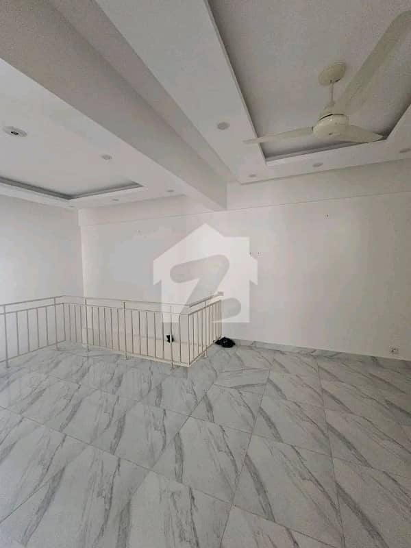 Duplex 4 bed Dd Available For Rent Duplex 4 bed Dd Available For Rent