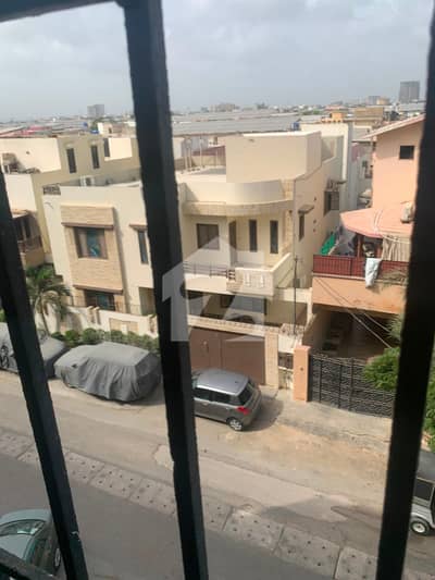 CHANCE DEAL APARTMENT AVAILABLE FOR SALE IN DHA 4 CHANCE DEAL APARTMENT AVAILABLE FOR SALE IN DHA 4