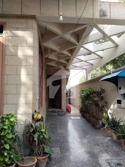 500sq Yards, Bungalow, Chance Deal, Never Miss Opportunity, Top Location, No dealers PLZ