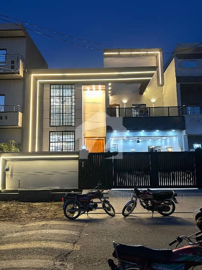10 MARLA BRAND NEW HOUSE FOR SALE IN PUNJAB SOCIETY PHASE 2 LAHORE. 10 MARLA BRAND NEW HOUSE FOR SALE IN PUNJAB SOCIETY PHASE 2 LAHORE.