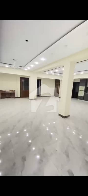 3 Bed Dd 600 Sq Yd 2nd Floor Flat For Rent