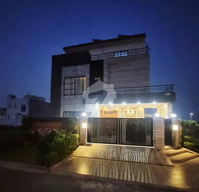 10 Marla Corner Lower Portion For Rent In Beautiful Bagh-E-Iram Housing Society