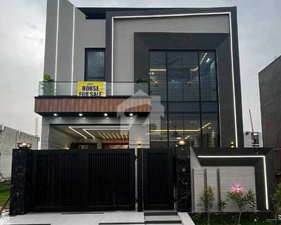 Prime Location Central Park Housing Scheme House Sized 5 Marla