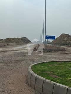 ای ۔ 12 اسلام آباد میں 10 مرلہ رہائشی پلاٹ 3.75 کروڑ میں برائے فروخت۔