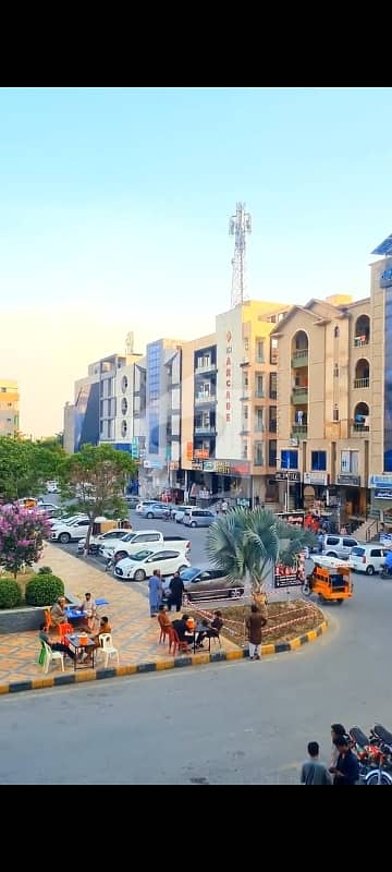 b17 b main merkaz 3 bed corner flat for rent  neat and clean all fasilties availbe