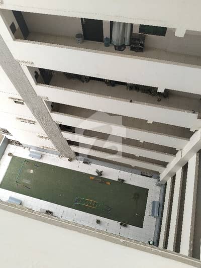 900 Square Feet Flat Is Available In North Nazimabad - Block F