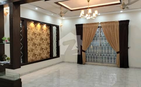 10 Marla House For sale In Rs. 37000000 Only 10 Marla House For sale In Rs. 37000000 Only