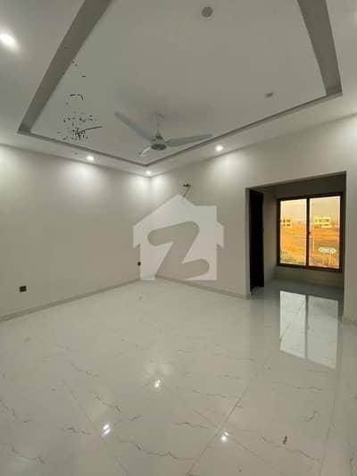 Ready to move 272sq yd 4 & 5 Bedroom DDL Luxury Villa FOR SALE. Only 4km from Main Entrance of BTK. Near GRAND MOSQUE, A-Plus Quality Construction. Ready to move 272sq yd 4 & 5 Bedroom DDL Luxury Villa FOR SALE. Only 4km from Main Entrance of BTK. Near GRAND MOSQUE, A-Plus Quality Construction.