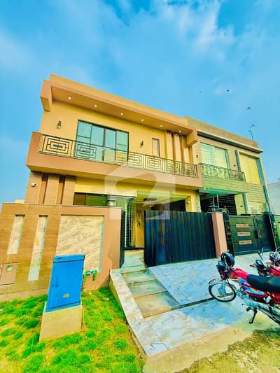 ڈی ایچ اے 9 ٹاؤن ڈیفنس (ڈی ایچ اے),لاہور میں 3 کمروں کا 5 مرلہ مکان 1.2 لاکھ میں کرایہ پر دستیاب ہے۔ ڈی ایچ اے 9 ٹاؤن ڈیفنس (ڈی ایچ اے),لاہور میں 3 کمروں کا 5 مرلہ مکان 1.2 لاکھ میں کرایہ پر دستیاب ہے۔