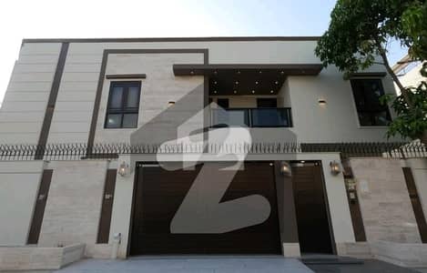 ڈی ایچ اے فیز 4 ڈی ایچ اے ڈیفینس,کراچی میں 6 کمروں کا 12 مرلہ مکان 15.0 کروڑ میں برائے فروخت۔ ڈی ایچ اے فیز 4 ڈی ایچ اے ڈیفینس,کراچی میں 6 کمروں کا 12 مرلہ مکان 15.0 کروڑ میں برائے فروخت۔