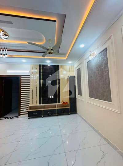 جناح گارڈنز فیز 1 جناح گارڈنز,ایف ای سی ایچ ایس,اسلام آباد میں 4 کمروں کا 7 مرلہ مکان 3.8 کروڑ میں برائے فروخت۔ جناح گارڈنز فیز 1 جناح گارڈنز,ایف ای سی ایچ ایس,اسلام آباد میں 4 کمروں کا 7 مرلہ مکان 3.8 کروڑ میں برائے فروخت۔