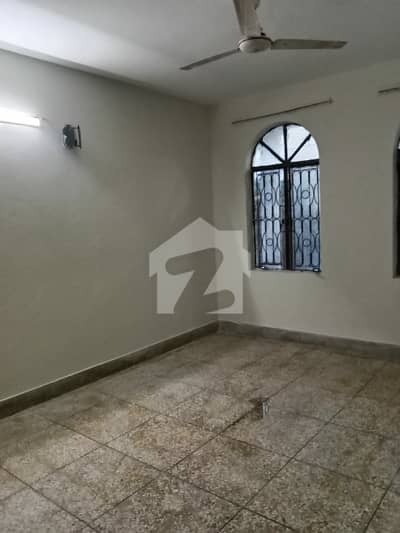 G10/1 35/70 CDA Transfer Ideal Location 5bedrooms Investor Rate