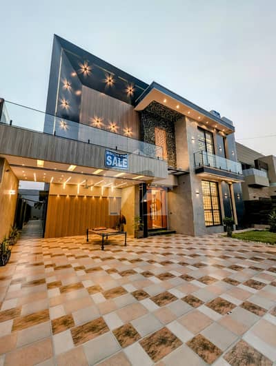 1 Kanal House For Sale