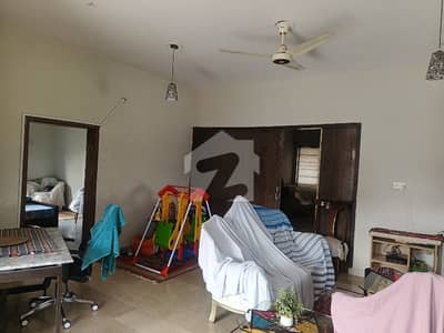 1 Kanal Upper Portion Prime Location Sector 3 Gulshan Abad Adiala Road For Rent