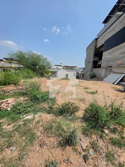 533 Square Yards Residential Plot For sale In Rs. 100000000 Only