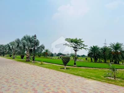 لیک سٹی ۔ گالف اسٹیٹ 2 لیک سٹی,رائیونڈ روڈ,لاہور میں 1 کنال رہائشی پلاٹ 4.75 کروڑ میں برائے فروخت۔